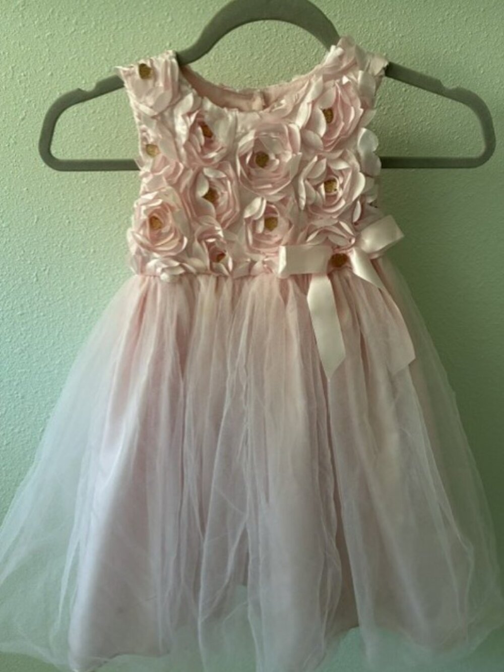 Girl's Pippa & Julie Pink Dress w/Rose & Gold Hearts, Bow & Tulle covered Skirt